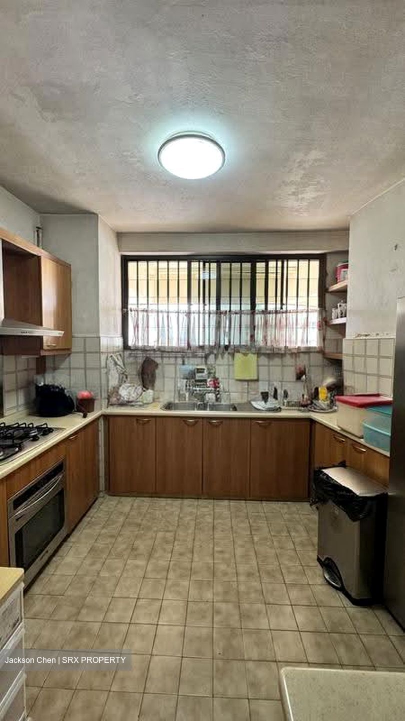 Pine Grove (D21), Condominium #631115421